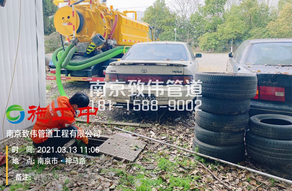 321桦墅村工厂清掏化粪池